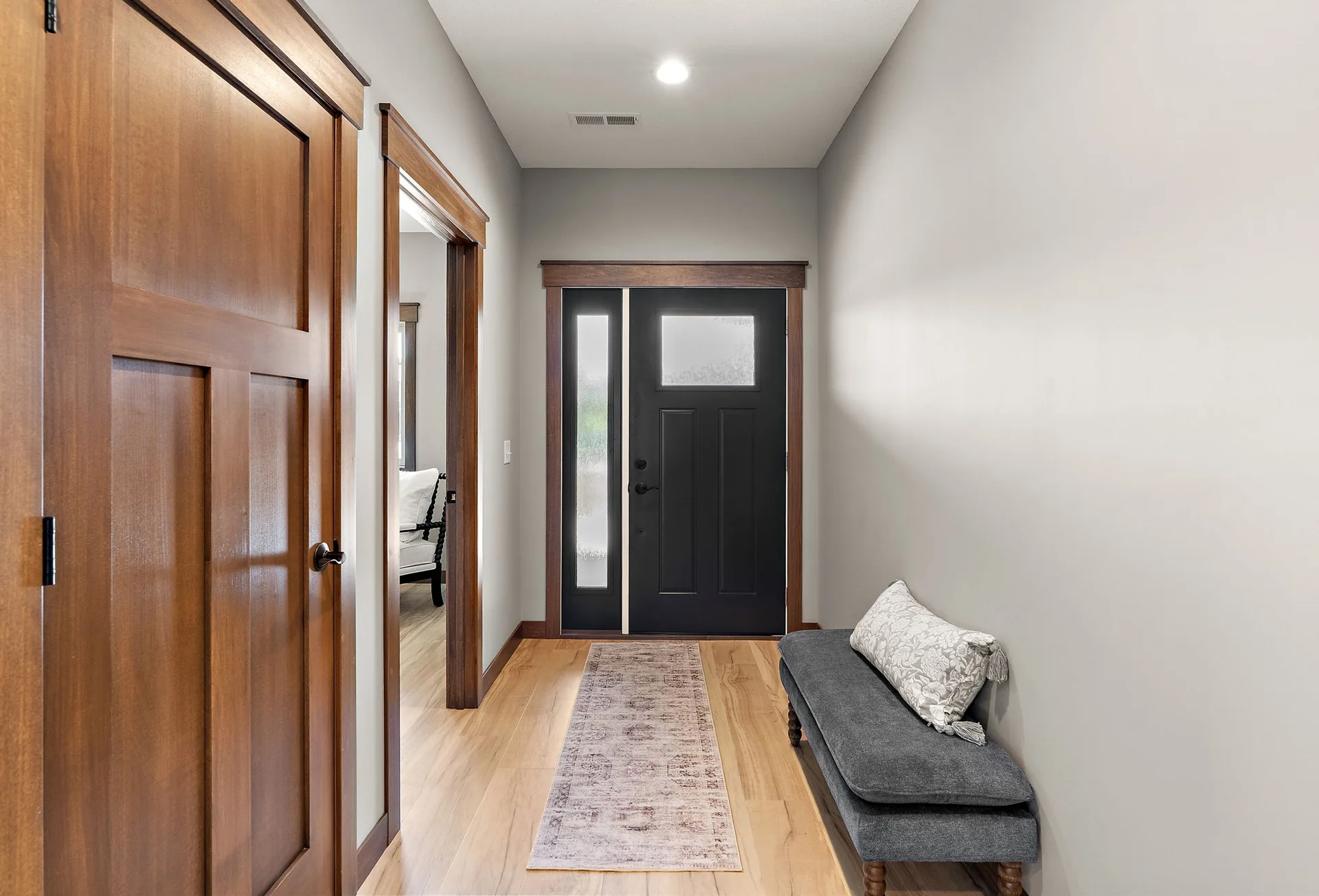 1060 Legend Lane photo 15