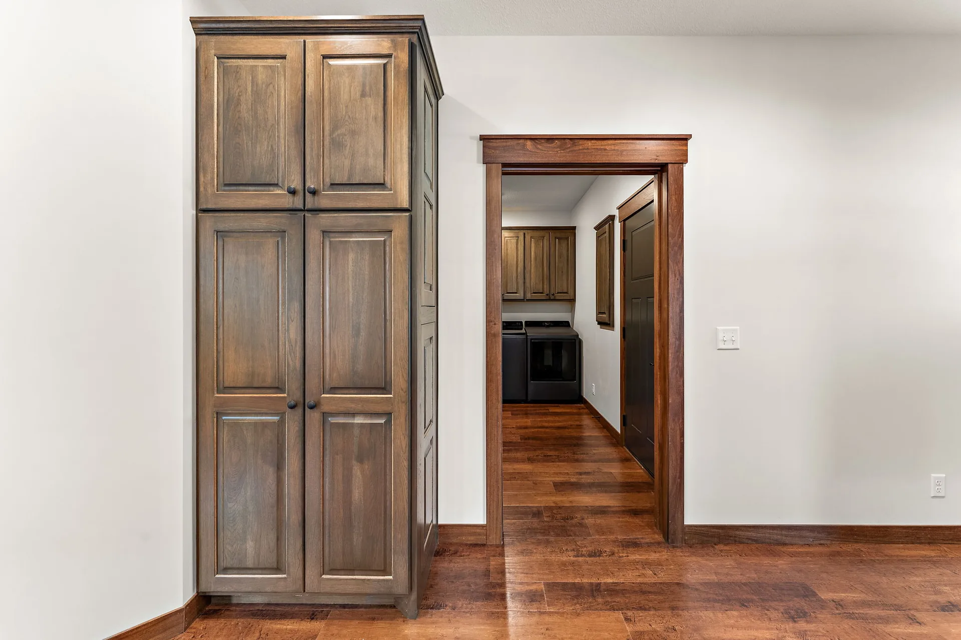 1063 Legend Lane photo 20